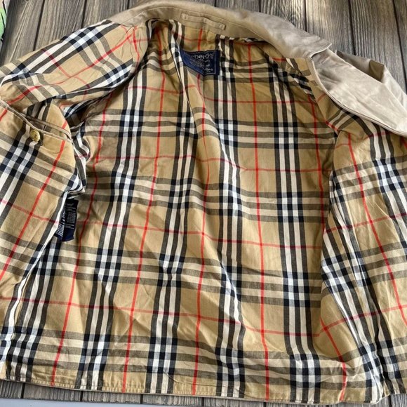 Burberry's Vintage Nova Check Short Coat Women's 10 - Picture 8 of 10